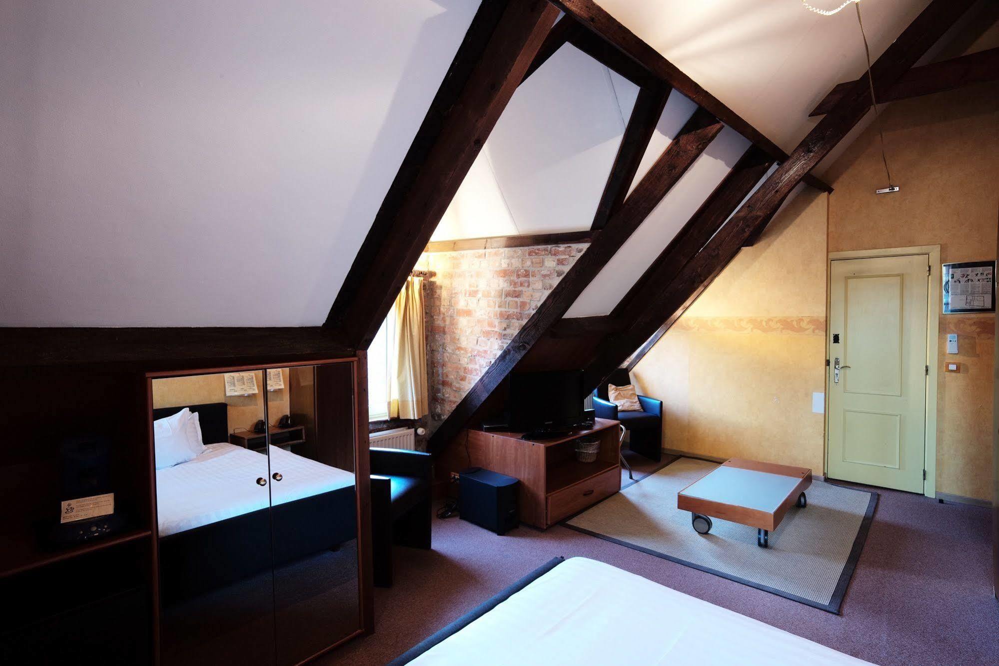 Salvators 3* Bruges